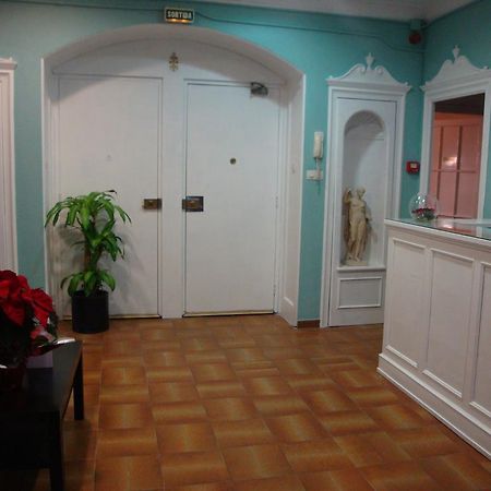 Hostal Valls Barcelona Exteriör bild