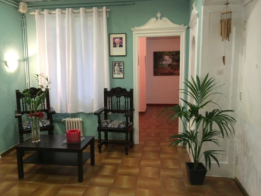 Hostal Valls Barcelona Exteriör bild