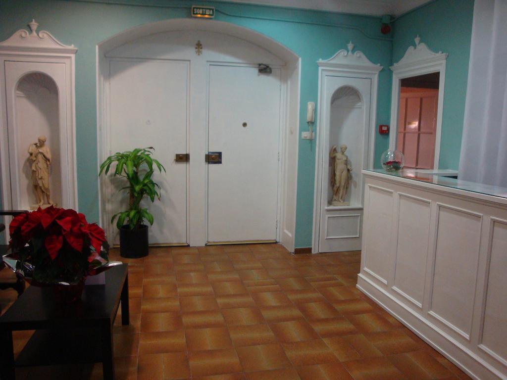 Hostal Valls Barcelona Exteriör bild