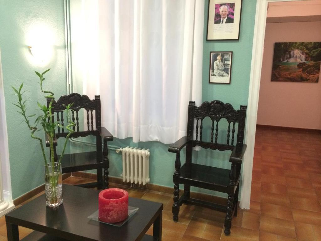 Hostal Valls Barcelona Exteriör bild
